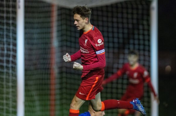 Liverpool sớm có bàn thắng mở tỷ số ở phút thứ 5 do công của đội trưởng Luke Chambers.