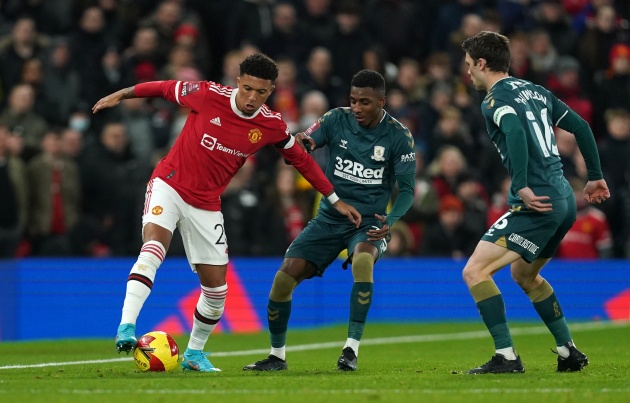 Phút 25, Jadon Sancho kịp sửa sai cho đồng đội bằng pha xử lý chính xác làm tung lưới đội khách.