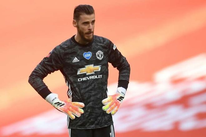 2. David de Gea - 375 nghìn bảng/tuần: Trước mùa giải này, De Gea là cầu thủ có mức đãi ngộ cao nhất Man Utd. Anh xứng đáng với điều này khi luôn thể hiện phong độ cao.