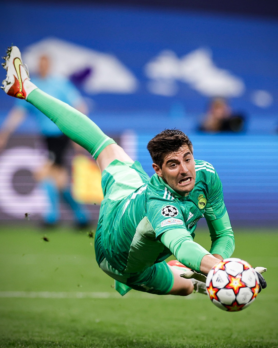 Hàng công Real Madrid thăng hoa nhưng không thể không nhắc tới sự xuất sắc của Thibaut Courtois.