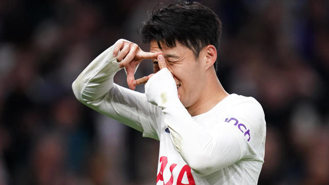 Trung phong: Son Heung-min (80 triệu euro). Tiền đạo người Hàn Quốc là một trong những bản hợp đồng thành công nhất lịch sử Tottenham. Đại diện Bắc London chỉ bỏ ra 30 triệu euro để chiêu mộ Son từ Leverkusen vào năm 2015, nhưng ở thời điểm hiện tại, giá trị của anh đã tăng hơn gấp đôi khoản kinh phí nói trên.