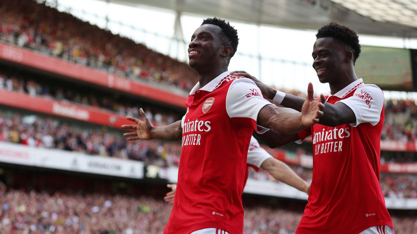 Arsenal thăng hoa.