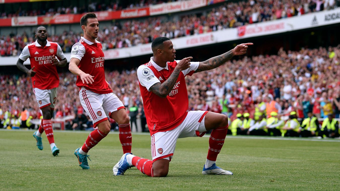 Arsenal thăng hoa.