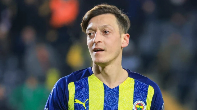 Ảnh bài viết HLV mới loại Ozil khỏi kế hoạch