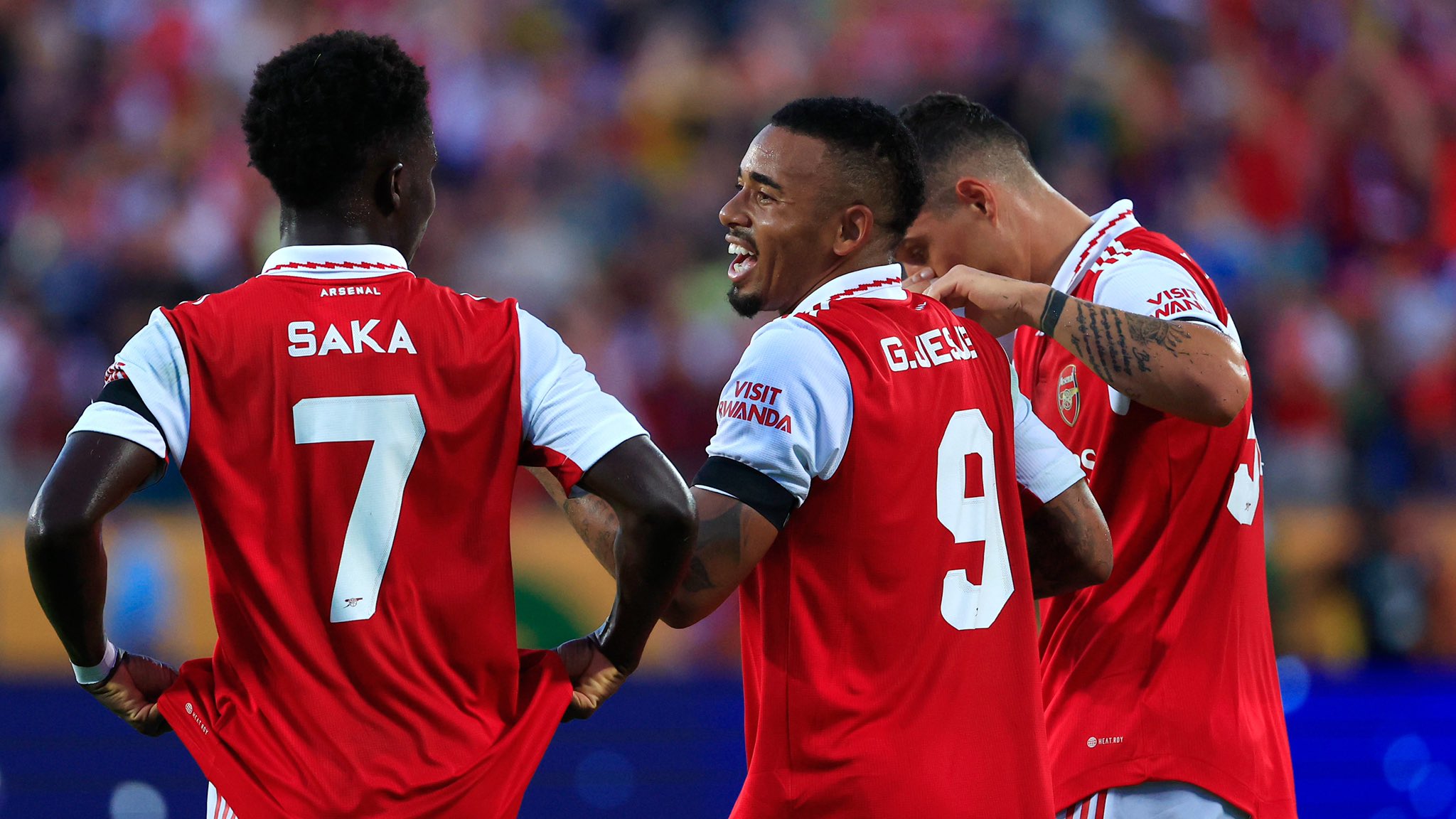 Bộ ba chất lượng trên hàng công Arsenal.
