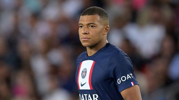 Ảnh bài viết Mbappe đòi rời PSG, cố chấp và sai ngay từ đầu!
