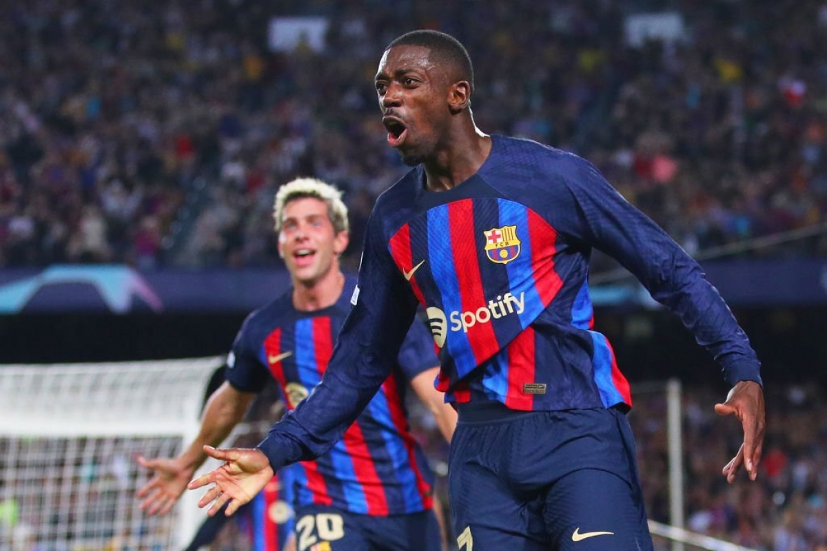 Sau thất bại 0-1 trước Inter Milan ở lượt đấu trước, Barcelona quyết tâm phục hận. Đội chủ sân Camp Nou có khởi đầu thuận lợi với bàn mở tỷ số của Ousmane Dembele ở phút 40.