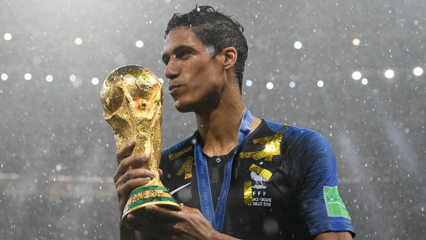 Varane ra quyết định cực sốc.