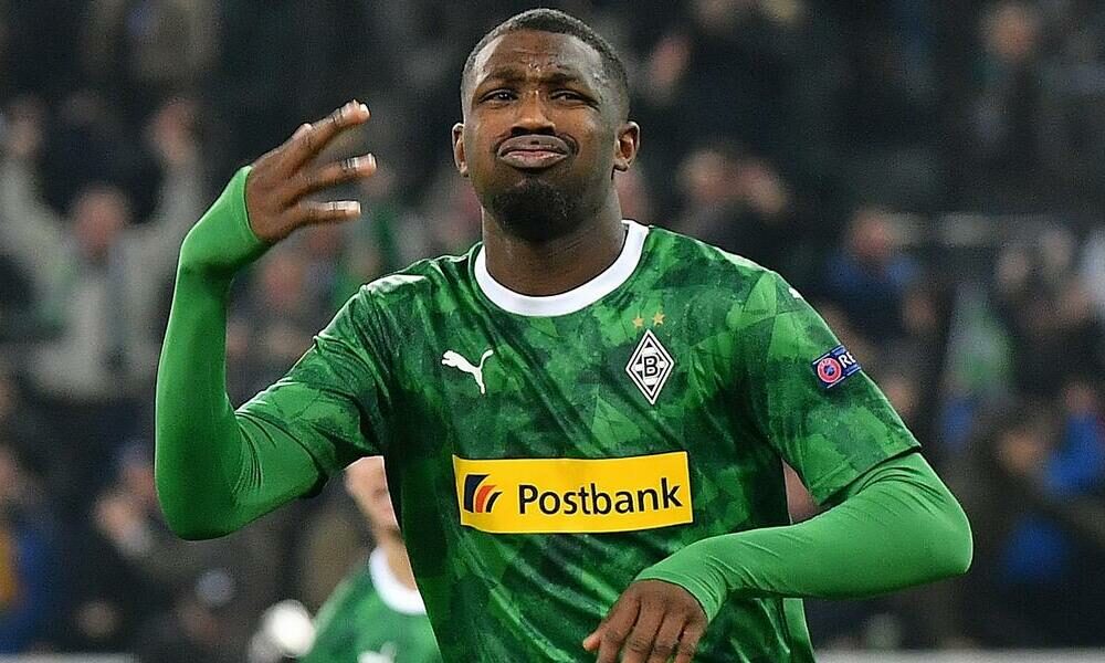 Ảnh bài viết M.U theo đuổi tiền đạo 0 đồng, CLB Bundesliga xác nhận mất trắng