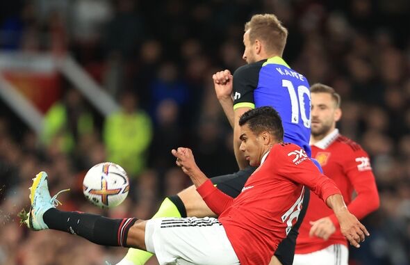 Ảnh bài viết Ten Hag được khuyên thực hiện vụ Casemiro thứ 2 cho Man Utd