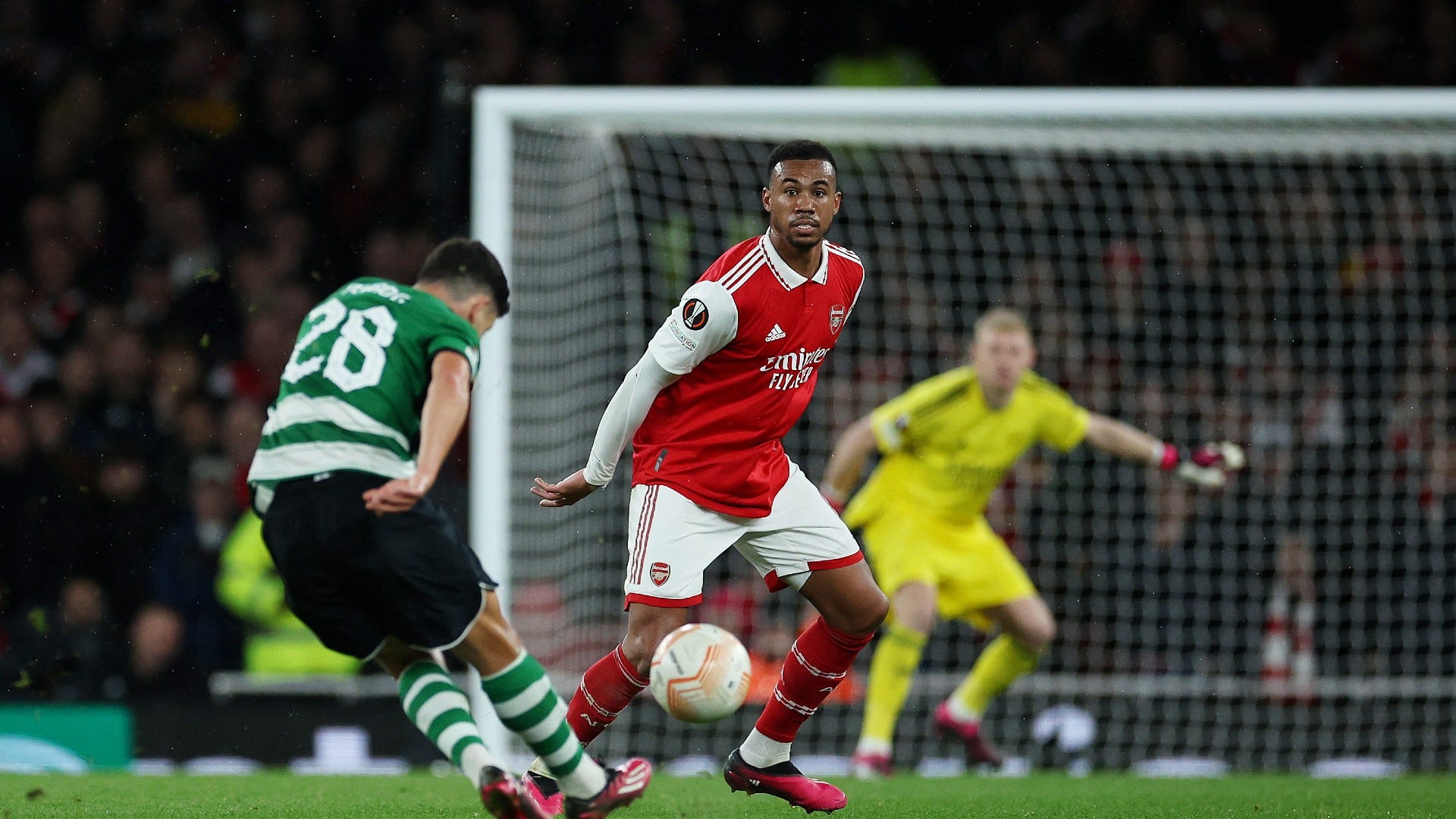 Ảnh bài viết Cầu thủ Spurs ăn mừng siêu phẩm khiến Arsenal trả giá ở Europa League