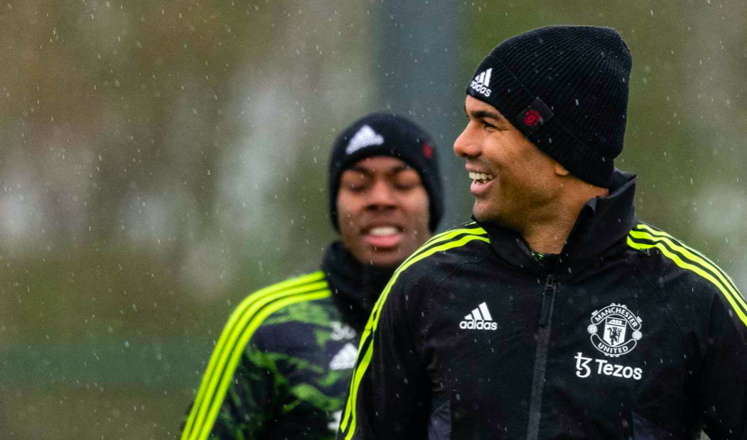 Đáng chú ý, Casemiro cũng chuẩn bị tái xuất. Thời gian qua, anh ngồi ngoài do án treo giò 4 trận ở giải quốc nội.
