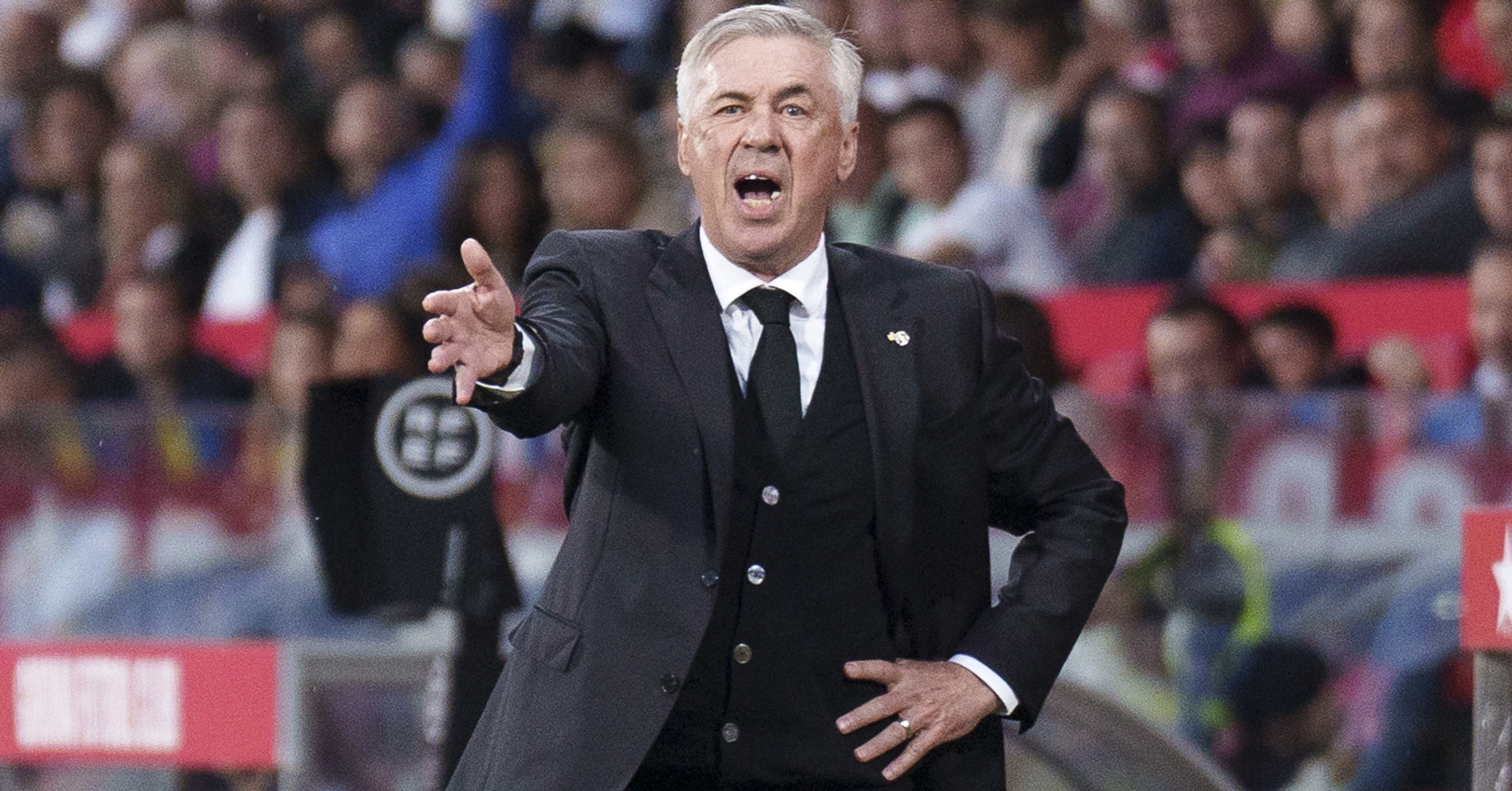 HLV Carlo Ancelotti tuyên bố: "Khả năng đánh hơi bàn thắng của cậu ấy quá khác biệt."