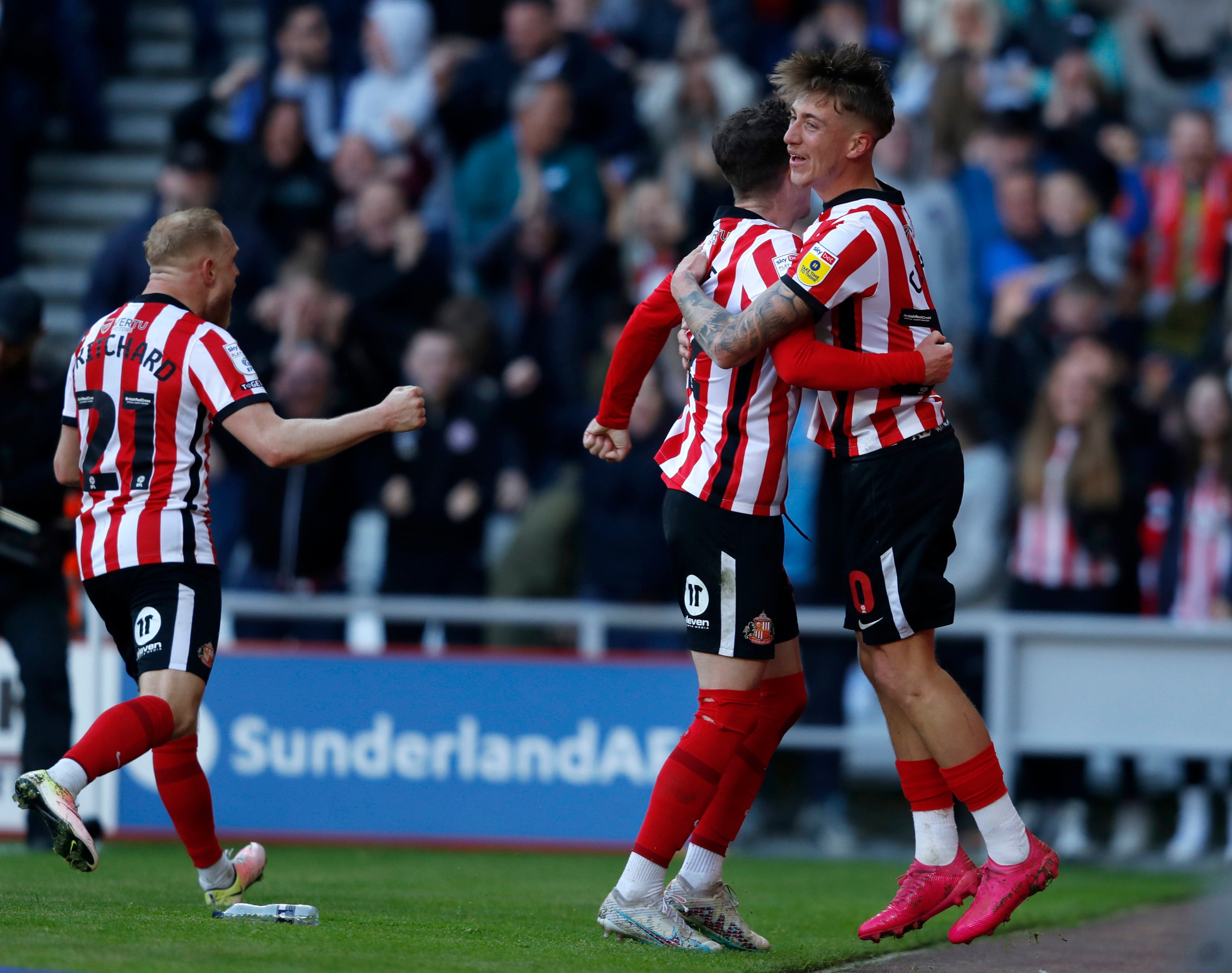 Nhờ bàn của Diallo, Sunderland vùng dậy mạnh mẽ.