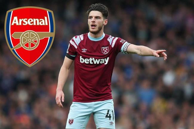 Báo cáo đồng thời xác nhận Arsenal sẵn sàng cung cấp cho tiền vệ người Anh mức lương khoảng 300.000 bảng mỗi tuần.
