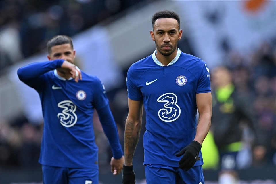 Aubameyang rời Chelsea.