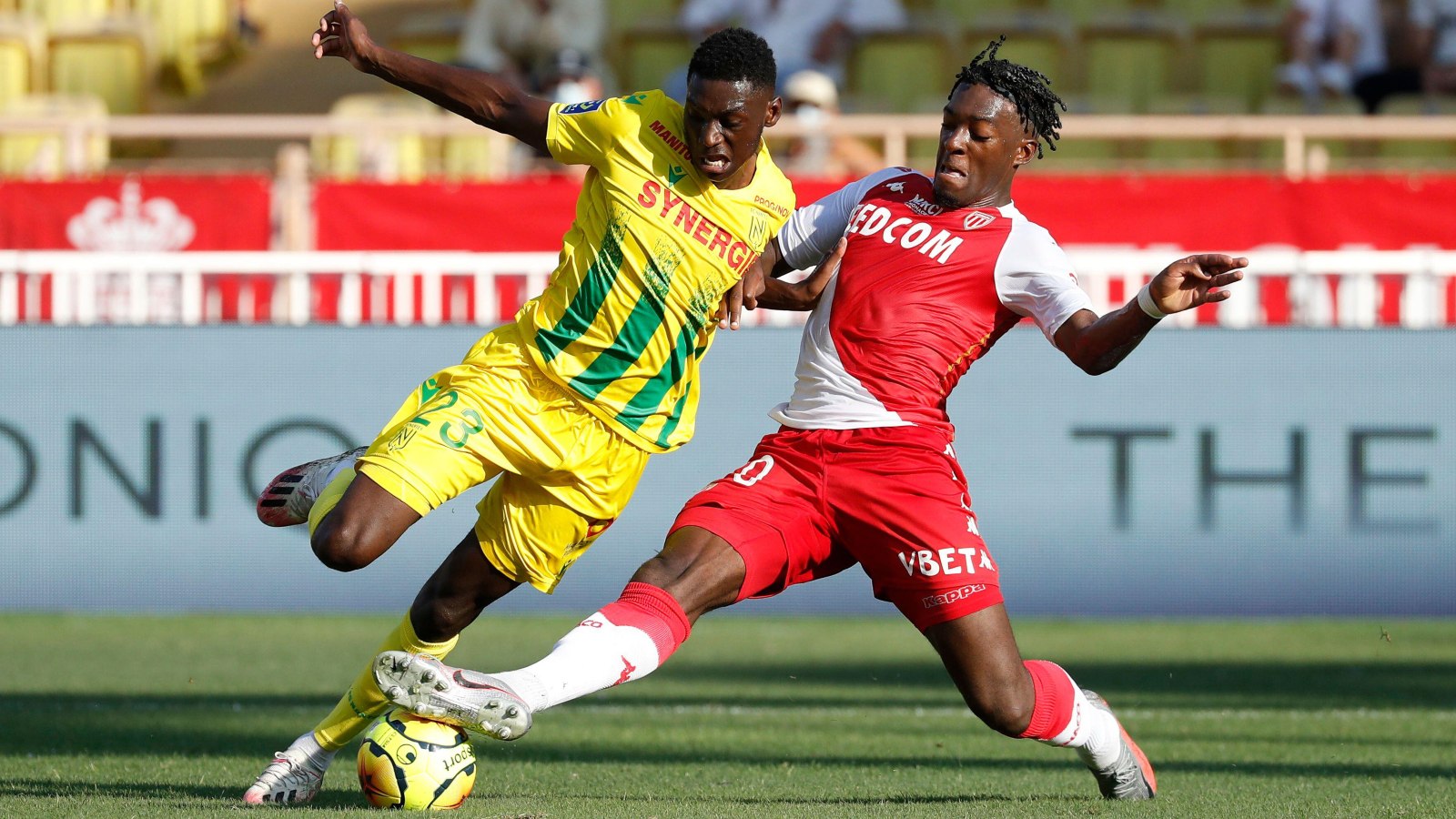 Ảnh bài viết NÓNG! Bất ngờ tân binh thứ 4 của M.U sau Onana, Hojlund