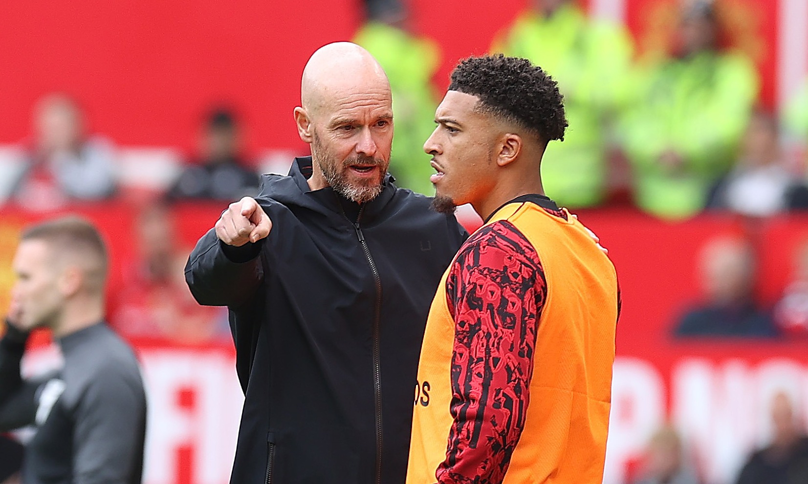 Ảnh bài viết Darren Bent: Nếu muốn ở lại, Sancho đã không công khai chỉ trích Ten Hag