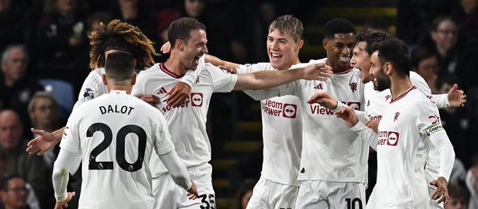 Ảnh bài viết Vết gợn của MU: Chuyền 65%, thắng 27% tranh chấp