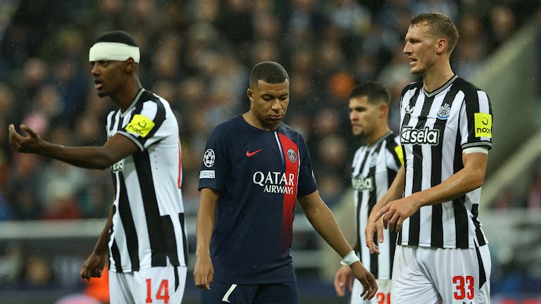 Newcastle gây sốc cho PSG.