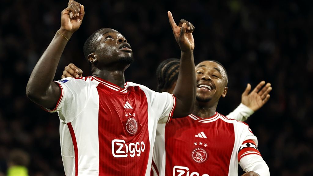 Đây là chiến thắng thứ 2 liên tiếp của Ajax chỉ trong vòng 4 ngày, nhiều hơn cả số điểm họ giành được trong 5 tháng 11 ngày trước đó.