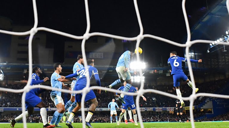 Chelsea và Man City cùng tạo nên một trong những trận cầu kịch tính nhất châu Âu mùa này.