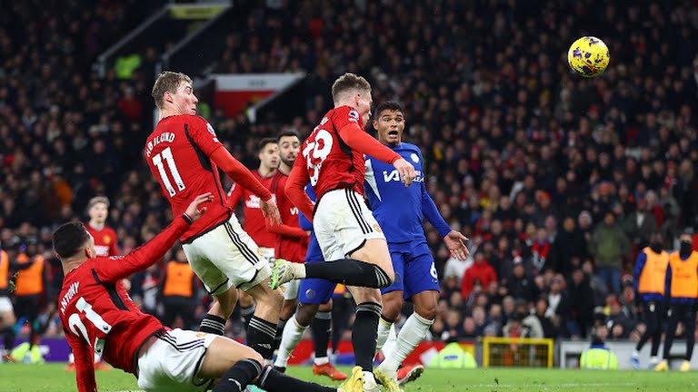 McTominay lập cú đúp.