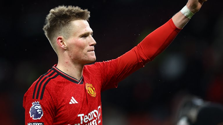 Hè 2023, Man Utd suýt bán McTominay cho West Ham. Vì nhiều lý do, thương vụ này không xảy ra.