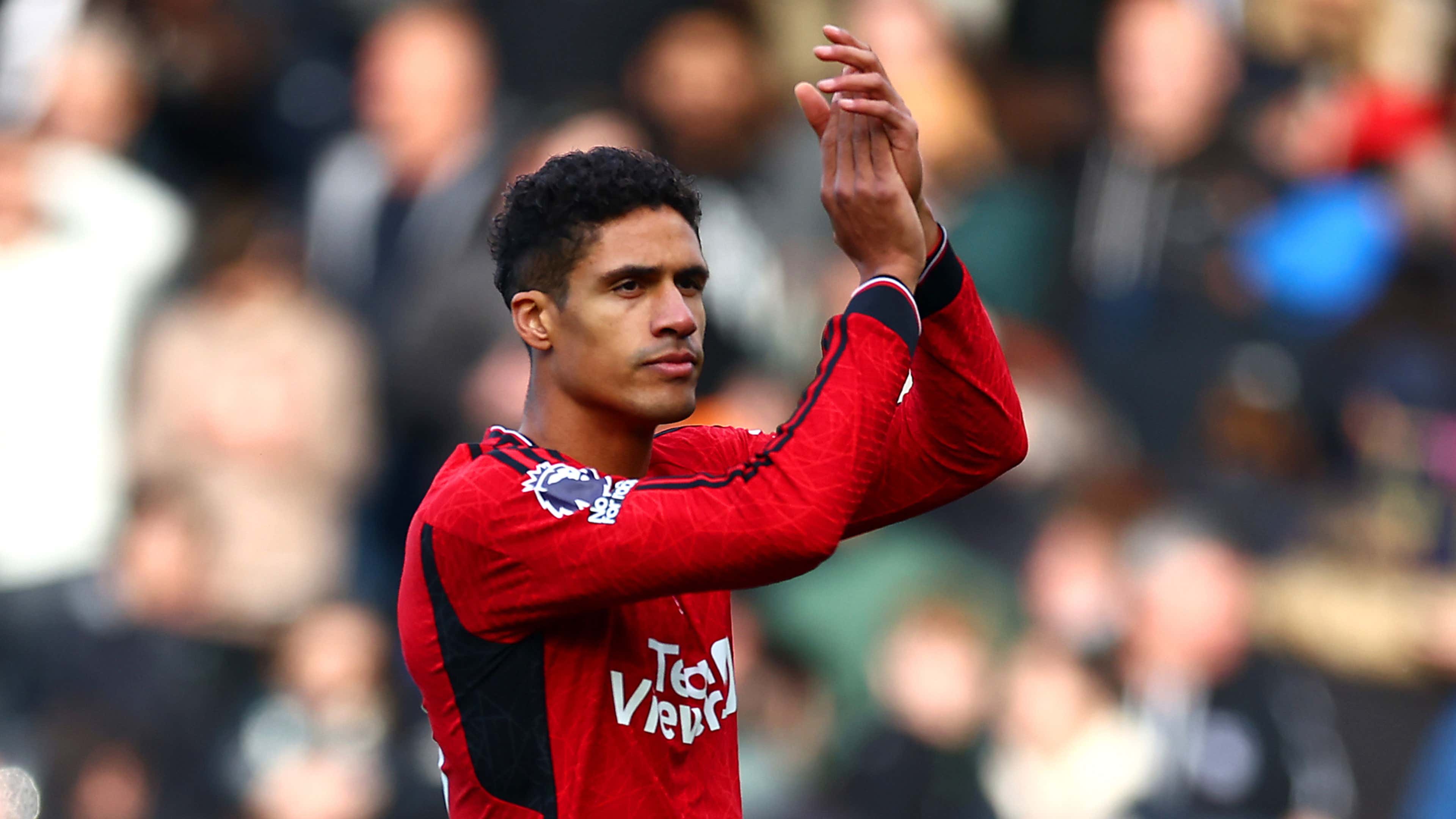 Thường thì một cầu thủ như Varane phải luôn trong tư thế sẵn sàng ra sân thi đấu. Thế nhưng, chấn thương và thể lực không đảm bảo một lần nữa khiến Varane phải làm bạn với giường bệnh.