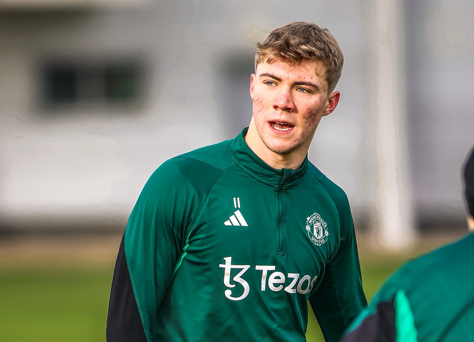Trở lại với Man Utd, sau quãng thời gian khó khăn, họ đang thi đấu tốt dần lên.