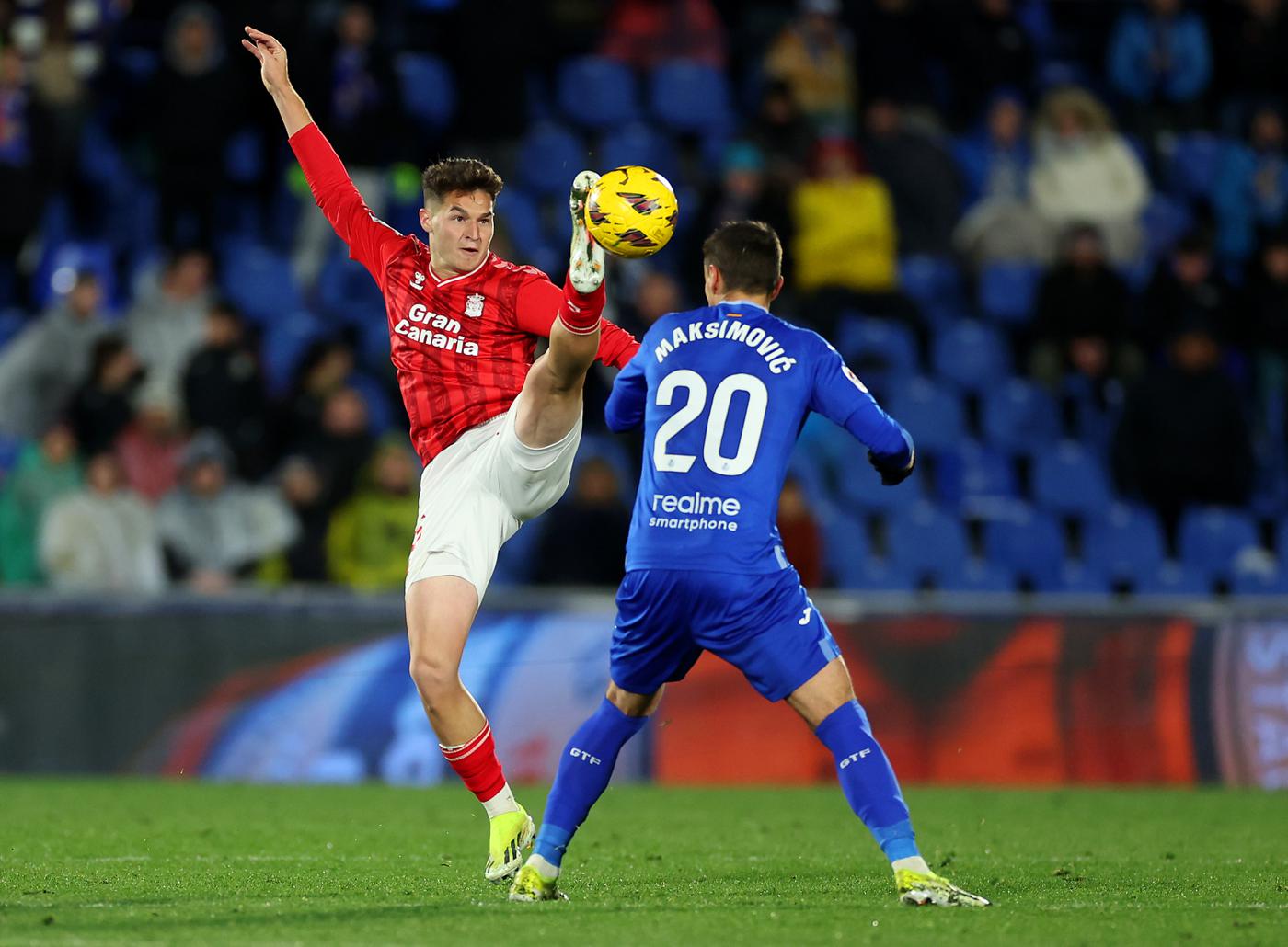 Dù vậy, đội bóng áo xanh có màn khởi đầu không thể suôn sẻ hơn.