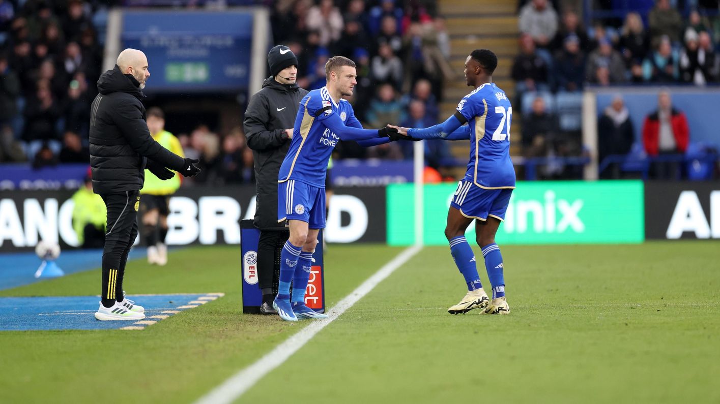 Phút 60, Leicester City có bàn rút ngắn cách biệt do công của Ben Nelson. Jamie Vardy cũng được tung vào sân ngay sau đó để tìm kiếm bàn thắng thứ hai.