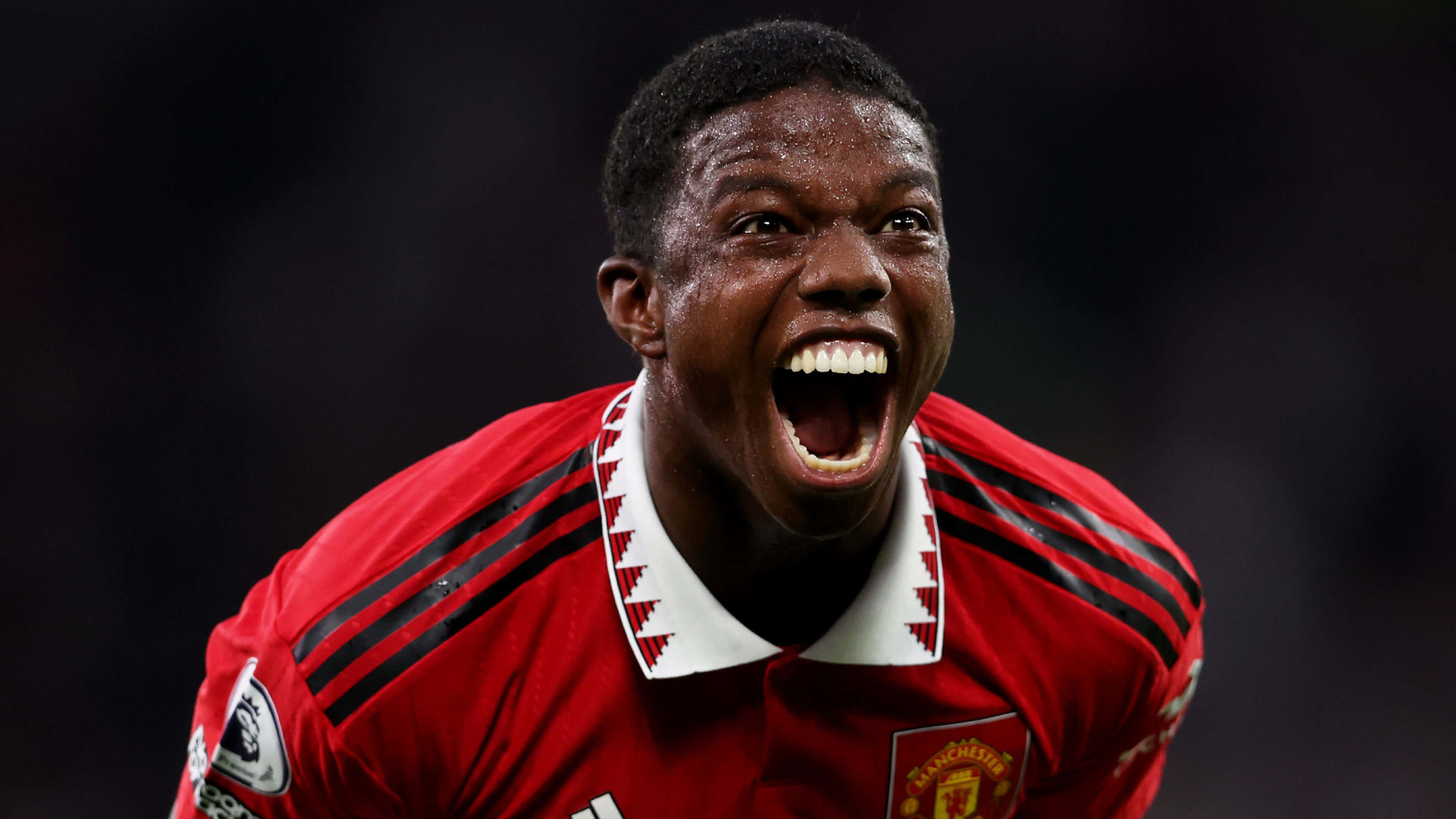 Trên mạng xã hội, cổ động viên Man Utd cũng thắc mắc không biết Malacia như thế nào. Lần cuối cùng cầu thủ này xuất hiện trong màu áo Man Utd đã là vào tháng 5/2023. Malacia cũng không hề có bất kỳ tương tác nào trên mạng xã hội.