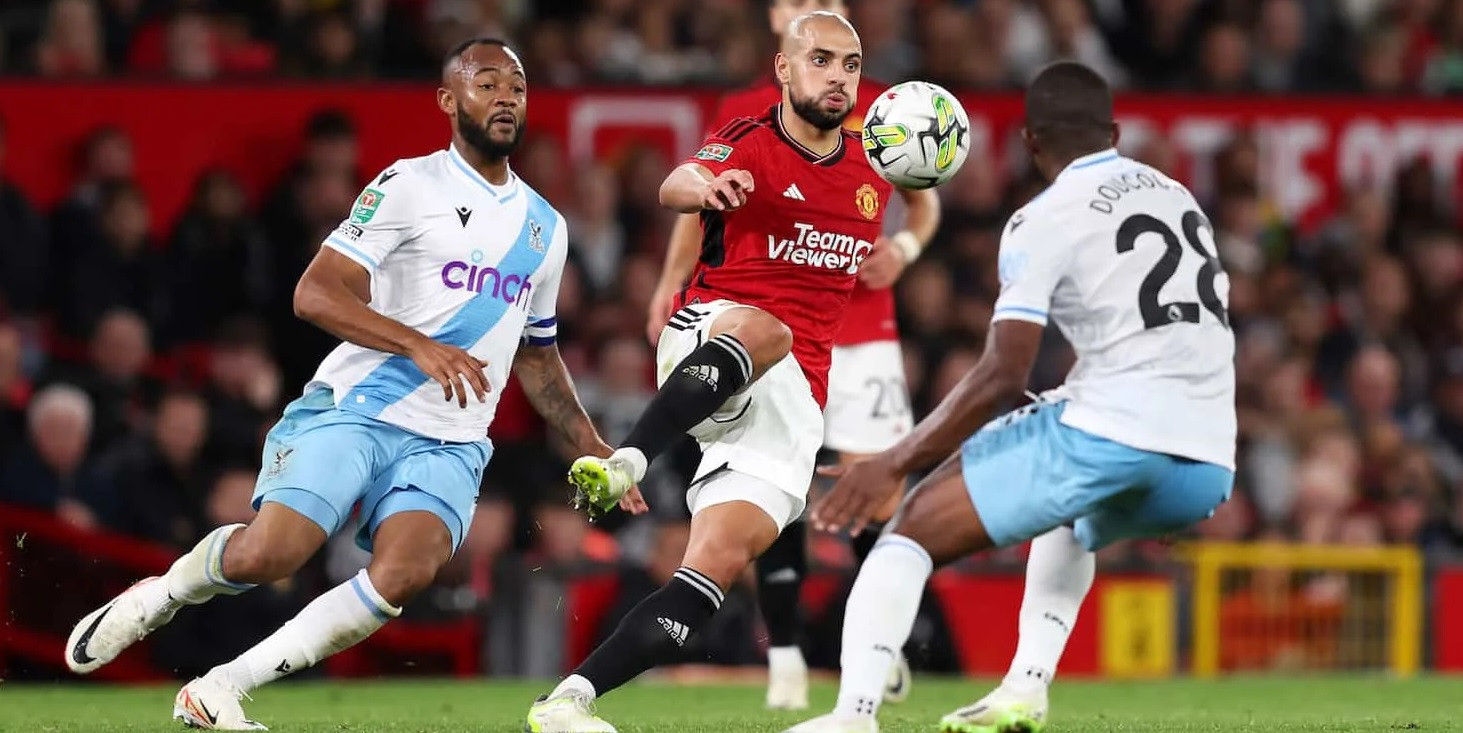 Amrabat khó trụ lại Old Trafford sau mùa giải này.