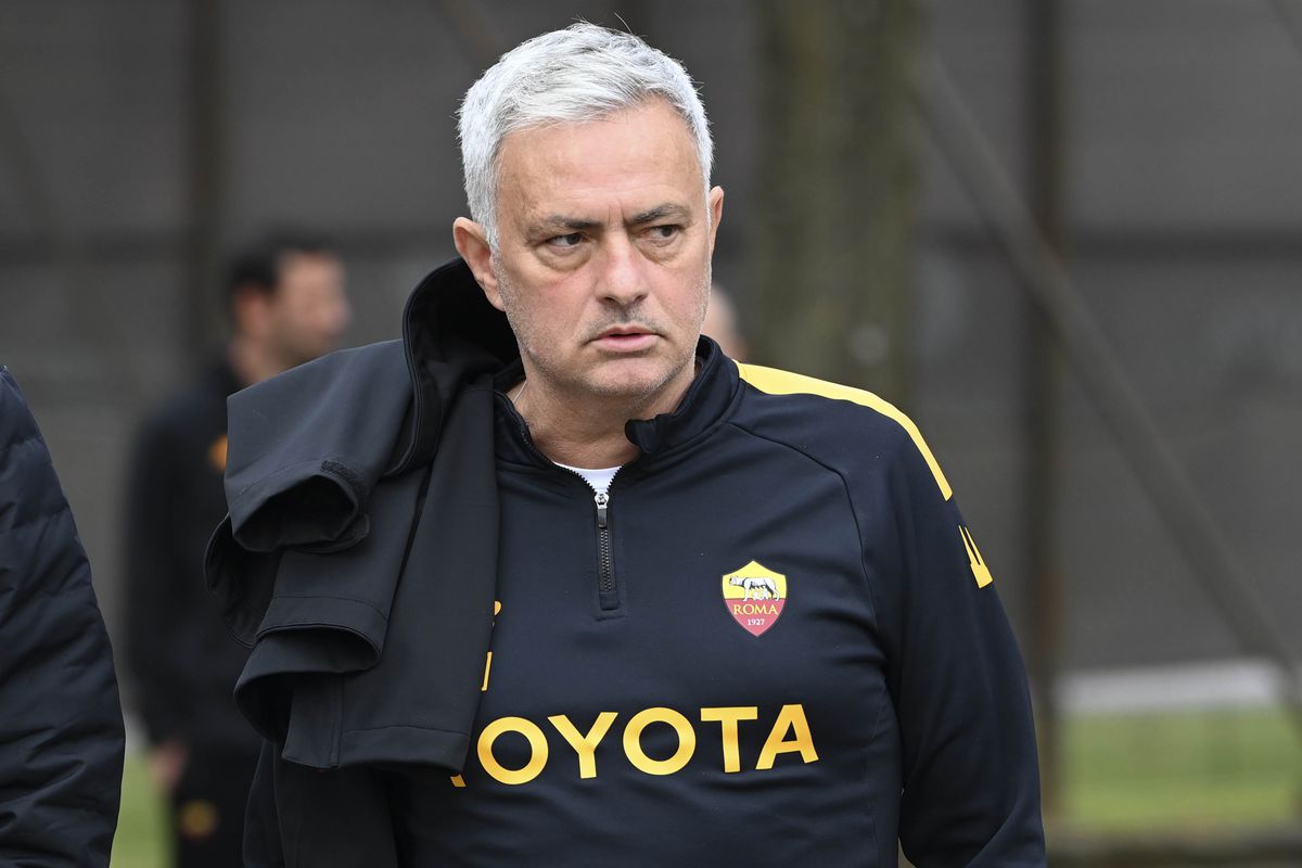 Mourinho đang nghỉ ngơi sau khi rời Roma.