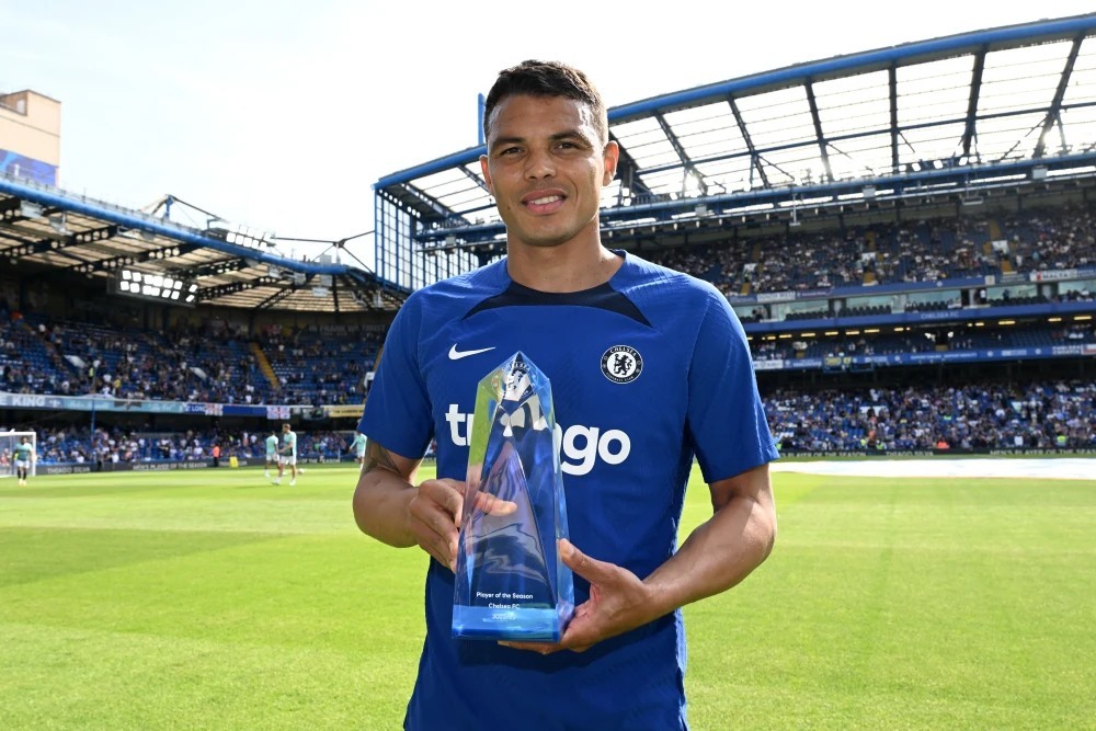 Suốt thời gian chơi cho Chelsea, Silva giành được 1 chức vô địch Champions League, 1 UEFA Super Cup, 1 FIFA Club World Cup... Tới nay, cựu sao PSG có 151 trận ra sân, ghi 9 bàn trên tất cả đấu trường.