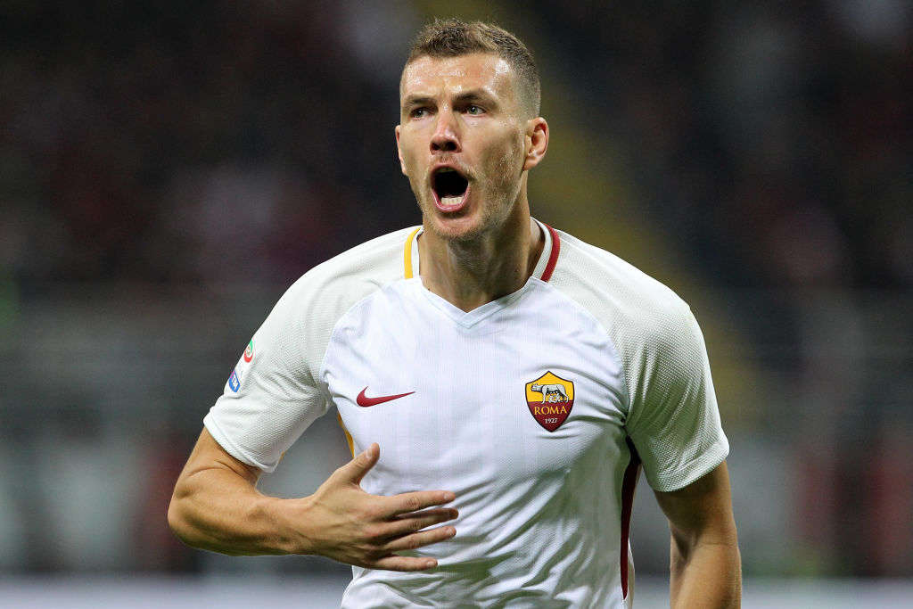 Dzeko đã ghi được ba bàn thắng trong 3 trận đấu gặp Barcelona ở Champions League.