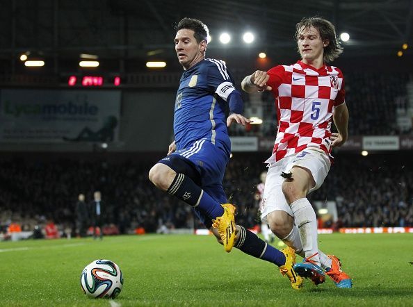 Messi hay Modric sẽ dẫn dắt đội hình mình chiến thắng ?
