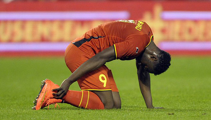 Lukaku có khả năng ngồi ngoài trong chuyến làm khách đầy cam go trước Liverpool.