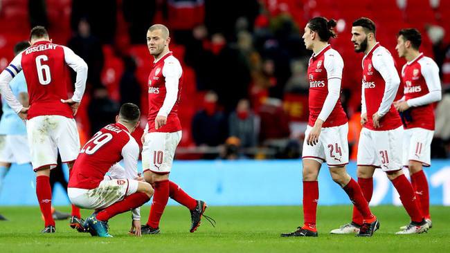 Ảnh bài viết Góc Arsenal: Yêu thương nào rồi cũng tàn phai…