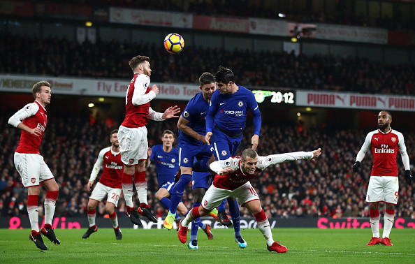 Morata chỉ giỏi trong không chiến, với 6/10 bàn được ghi bằng đầu.