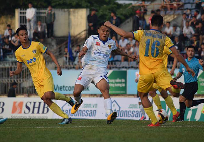 Ảnh bài viết Quảng Nam 1-0 FLC Thanh Hóa: Tiến Dũng và đồng đội thua đau