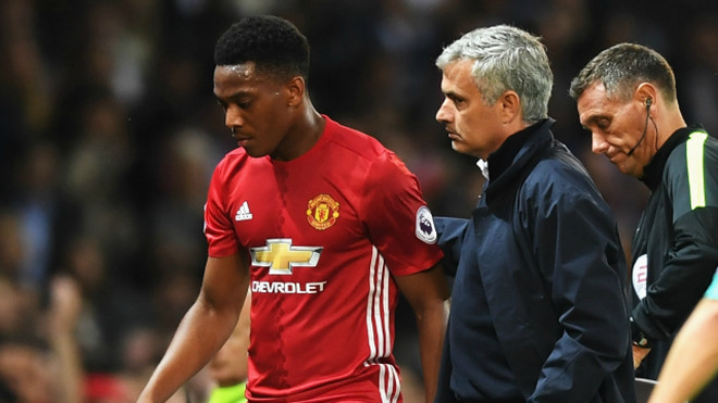 Ảnh bài viết Sau Shaw và Pogba, Mourinho cũng đang đẩy Martial khỏi MU