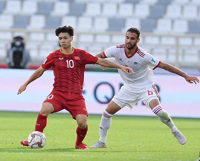 Ảnh bài viết Phạm Xuân Mạnh: "Công Phượng sẽ khai thác tử huyệt này của Jordan và ghi bàn"