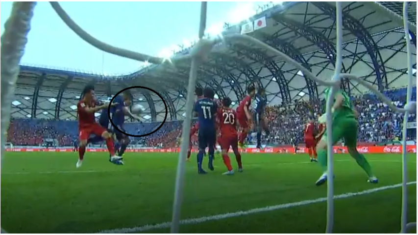 Ảnh bài viết Báo châu Á: ĐT Việt Nam phải cảm ơn công nghệ VAR