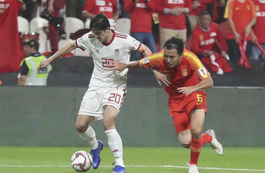 Sardar Azmoun toả sáng trong trận thắng ĐT Trung Quốc.