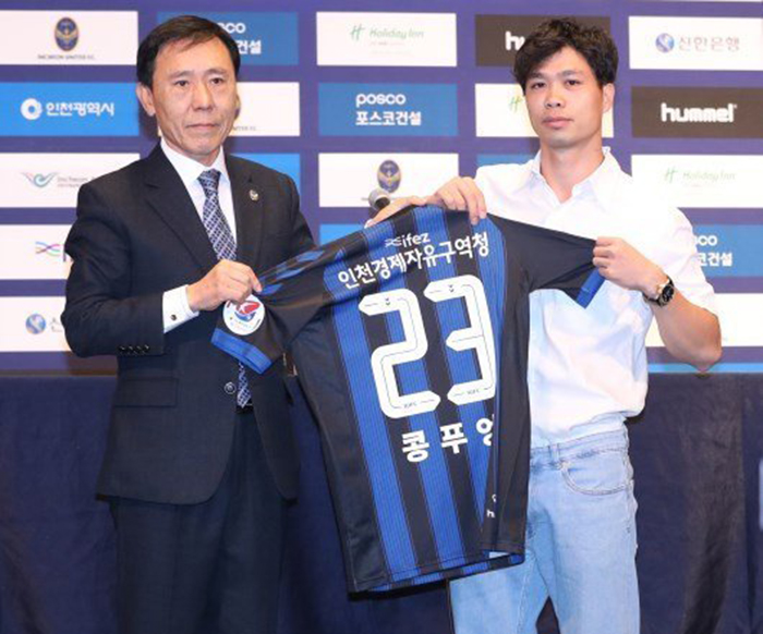 Công Phượng ra mắt Incheon United.