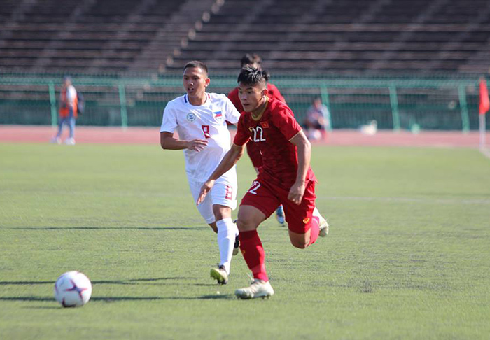 Lê Văn Xuân là cầu thủ đa năng.