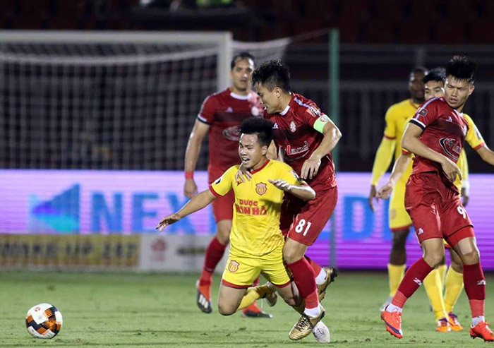 Ảnh bài viết Thắng dễ Nam Định, TP.HCM tiếp tục xây chắc ngôi đầu V-League