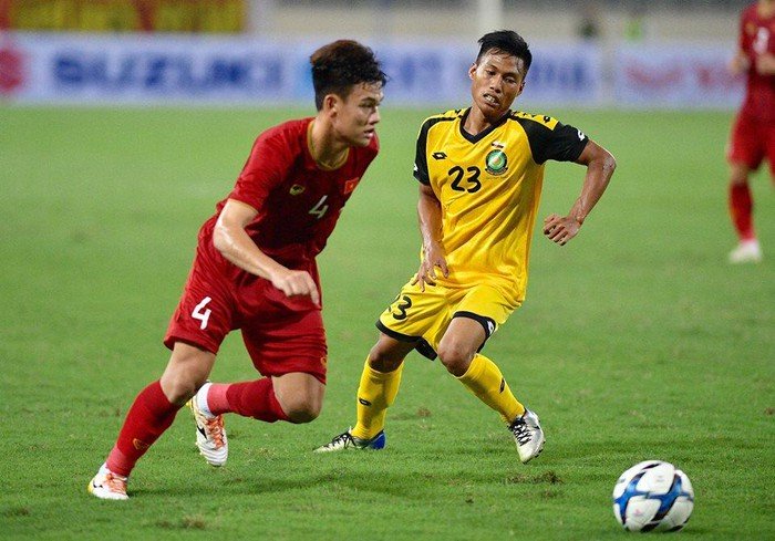 Hồ Tấn Tài sẽ trấn giữ hành lang phải của U23 Việt Nam.